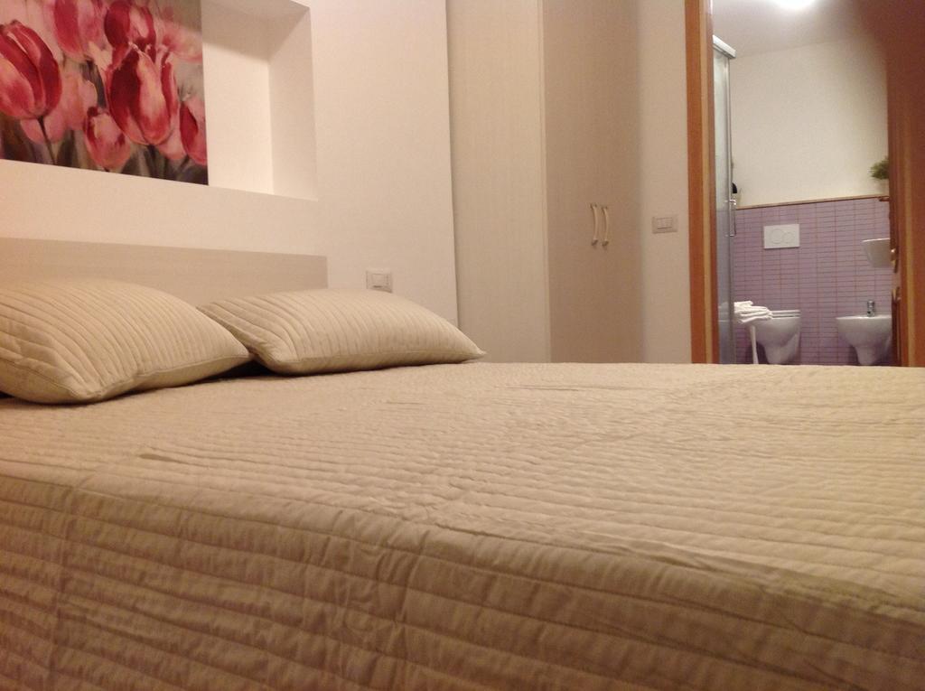 B&B A casa di amici Giardini Naxos Cameră foto