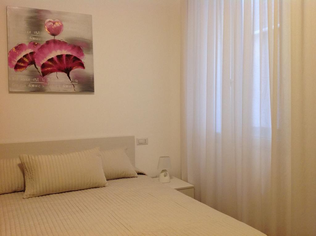 B&B A casa di amici Giardini Naxos Cameră foto